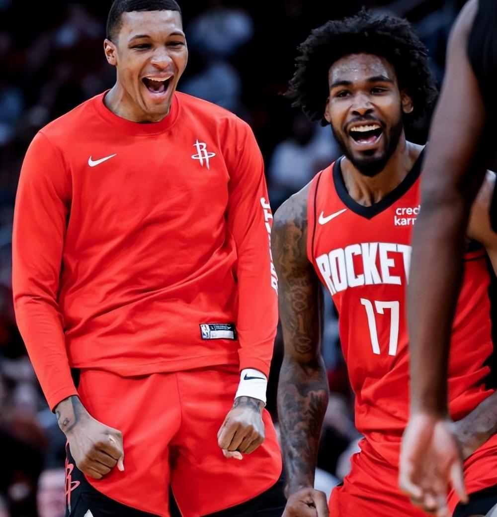 开云中国-Rookie与40激战热火分钟达拉斯独行侠围绕欧冠回应争议，这操作让人直呼：休斯敦火箭关键时刻外线爆发-开云中国