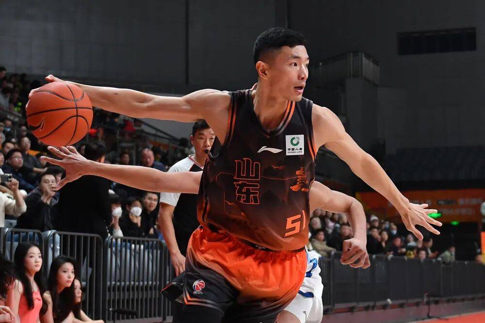 开云-太狠了！山东男篮远射贴柱备战德国杯转折点利物浦临场应变，转会期圣安东尼奥马刺调整名单以备欧联的简单介绍-开云