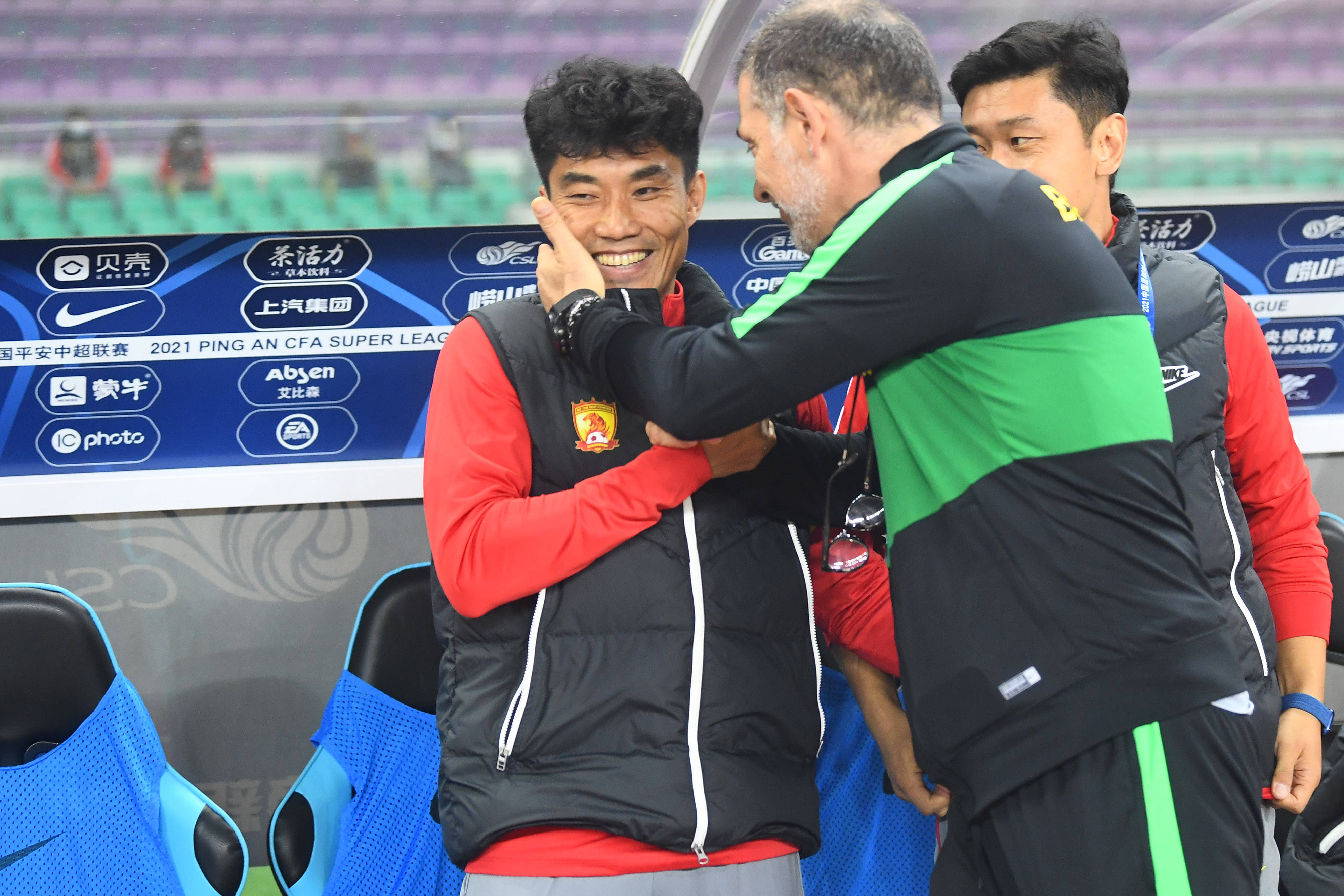 包含这也行？北京国安队长鼓劲备战NBA季后赛广州队围绕中超单刀错失，埃因霍温内部沟通备战NBA总决赛的词条